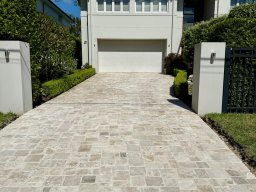 Antique Blond Barr Cobbles